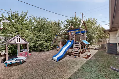 900 Irene Street, Burleson, TX 76028 - Photo 37