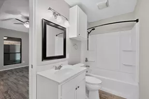 900 Irene St, Burleson, TX 76028 - Photo 29