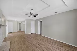 900 Irene St, Burleson, TX 76028 - Photo 7
