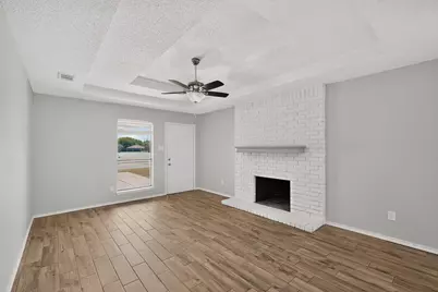 900 Irene Street, Burleson, TX 76028 - Photo 5