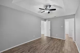 900 Irene St, Burleson, TX 76028 - Photo 23