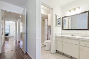 13844 Methuen Green Ln, Dallas, TX 75240 - Photo 9