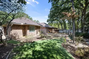 1919 Creek Wood Dr, Arlington, TX 76006 - Photo 31