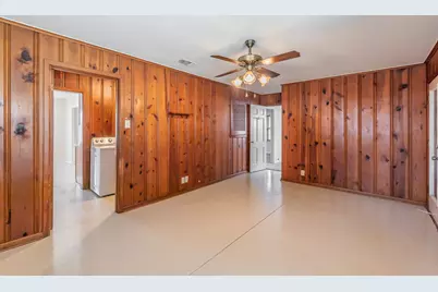 5020 Hartford Drive, River Oaks, TX 76114 - Photo 11