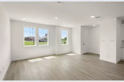 5717 Lakeview Drive, Watauga, TX 76148 - Photo 5