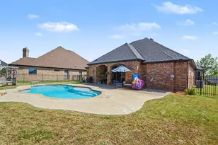 11029 Hawkins Home Blvd, Benbrook, TX 76126 - Photo 29