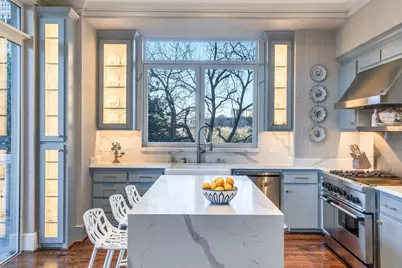 3505 Turtle Creek Boulevard #4C, Dallas, TX 75219 - Photo 5