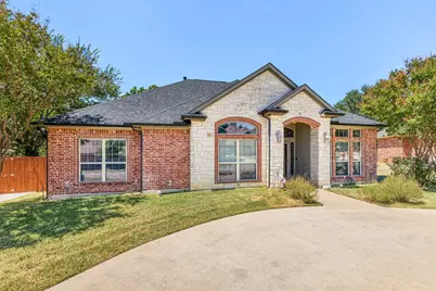 1010 Williams Street, Ennis, TX 75119 - Photo 3