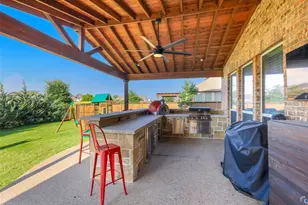 1635 Grove Dr, Celina, TX 75009 - Photo 31