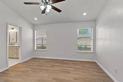 819 Lovingham Drive, Arlington, TX 76017 - Photo 23