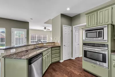 8613 Mill Creek Road, Irving, TX 75063 - Photo 13