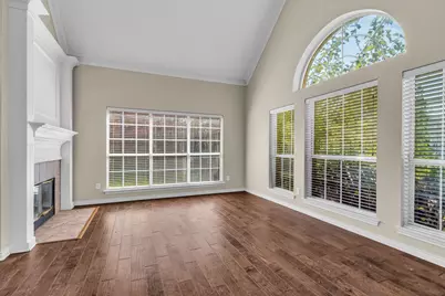 8613 Mill Creek Road, Irving, TX 75063 - Photo 7