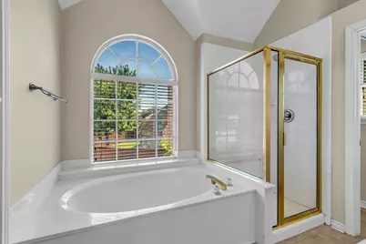 8613 Mill Creek Road, Irving, TX 75063 - Photo 21