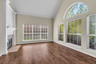 8613 Mill Creek Rd, Irving, TX 75063 - Photo 7