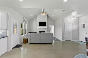108 Daisy Ct, Paradise, TX 76073 - Photo 13