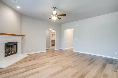 213 Marina Drive, Azle, TX 76020 - Photo 9