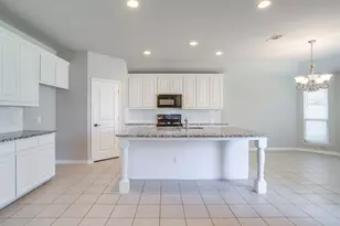 213 Marina Dr, Azle, TX 76020 - Photo 11