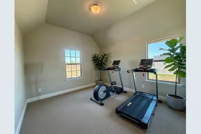 390 Devonshire Drive, Greenville, TX 75401 - Photo 27
