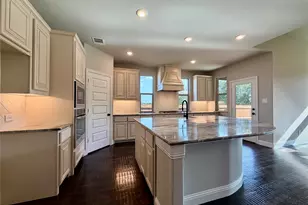 390 Devonshire Dr, Greenville, TX 75401 - Photo 7