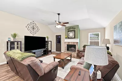 302 Creekside Way, Waxahachie, TX 75165 - Photo 9
