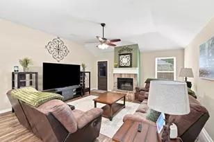 302 Creekside Way, Waxahachie, TX 75165 - Photo 9