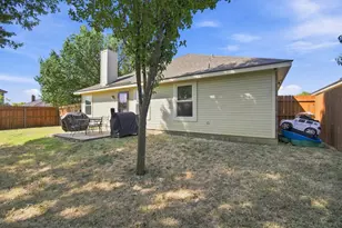 302 Creekside Way, Waxahachie, TX 75165 - Photo 5