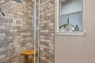 2501 New Haven Ct, Bedford, TX 76022 - Photo 19