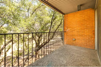 524 E Avenue J #C, Grand Prairie, TX 75050 - Photo 1