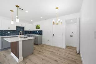 905 E Shaw St, Fort Worth, TX 76110 - Photo 11