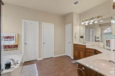 7256 Rueda, Grand Prairie, TX 75054 - Photo 15