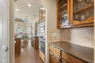 7256 Rueda, Grand Prairie, TX 75054 - Photo 11