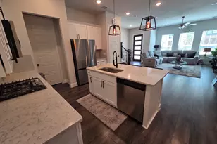 309 Colusa Dr, Lewisville, TX 75056 - Photo 5