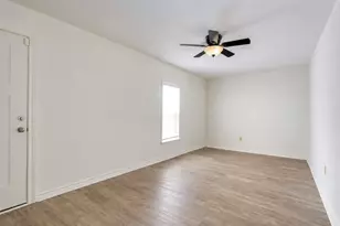 2210 W Corsicana St, Athens, TX 75751 - Photo 25