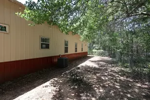 2210 W Corsicana St, Athens, TX 75751 - Photo 31