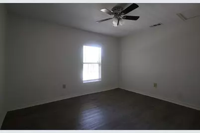 2210 West Corsicana St, Athens, TX 75751 - Photo 17