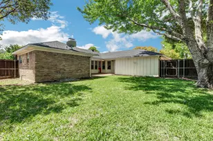 2207 Glen Forest Ln, Plano, TX 75023 - Photo 17