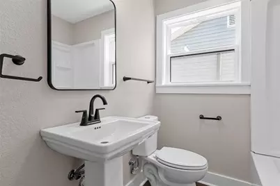 3720 N 25th Street, Waco, TX 76708 - Photo 9