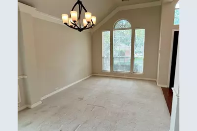 409 Crestview Point Drive, Lewisville, TX 75067 - Photo 13