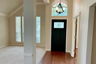 409 Crestview Point Dr, Lewisville, TX 75067 - Photo 5