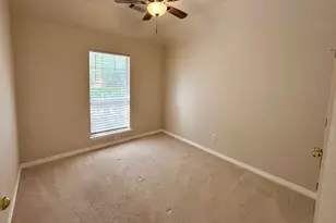 409 Crestview Point Dr, Lewisville, TX 75067 - Photo 21