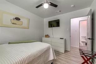 2009 Meadow Glen, Irving, TX 75060 - Photo 19