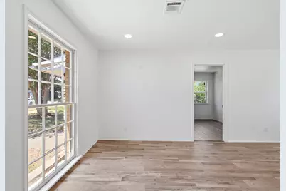 1219 Daisy Lane, Irving, TX 75061 - Photo 5