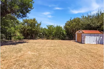 1219 Daisy Lane, Irving, TX 75061 - Photo 27