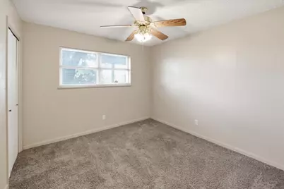 710 E Avenue A, Rosebud, TX 76570 - Photo 15