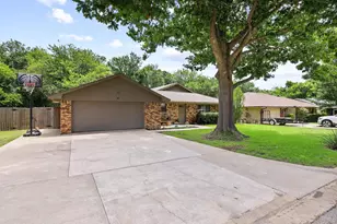 713 Patricia Dr, Sherman, TX 75090 - Photo 3