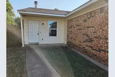 7326 NE Loop 820, North Richland Hills, TX 76180 - Photo 1