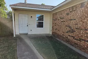 7326 NE Loop 820, North Richland Hills, TX 76180 - Photo 1