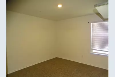 1214 Canterbury Lane, Ennis, TX 75119 - Photo 17