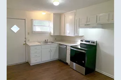 1701 Longview Street, Mesquite, TX 75149 - Photo 5