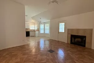 4909 Brianhill Dr, Fort Worth, TX 76135 - Photo 5